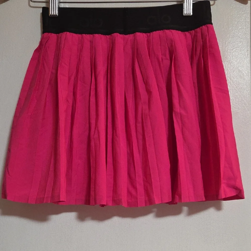 ALO Yoga Vibrant Pink Mini Skirt
